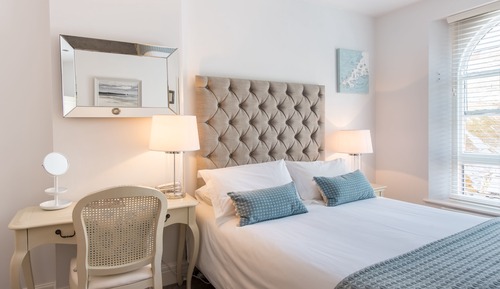 Classic Double Room