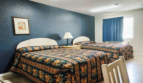 Studio Suite, 2 Queen Beds, Kitchenette