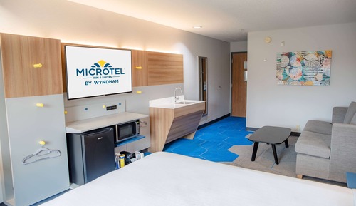 Studio, 1 Queen Bed, Accessible, Non Smoking (Mobility)