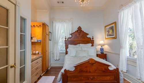 Lantana Room