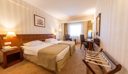 Deluxe Room, 2 Twin Beds, Non Smoking