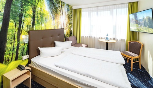 Panoramic Room