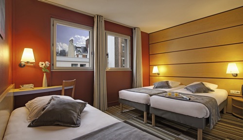 Triple Room