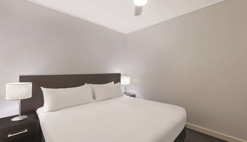 Premier Grand One Bedroom Apartment