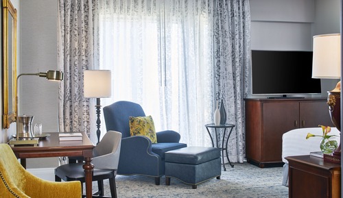 Room, 1 King Bed, Balcony, Corner
