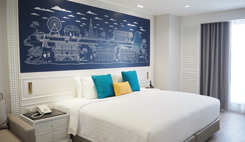 Deluxe Suite