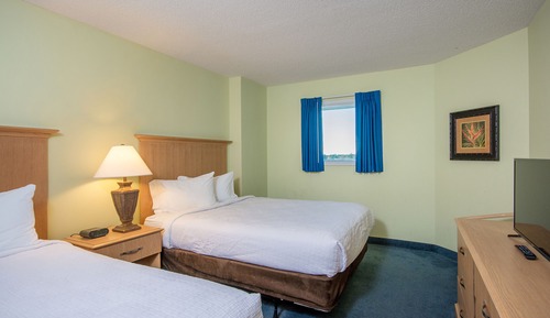 Oceanfront Deluxe One Bedroom Condo