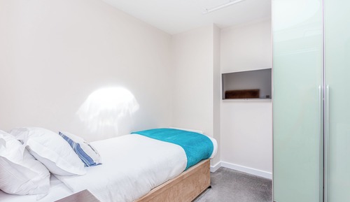 Luxury Suite, River View (Small)