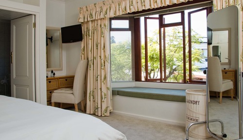 Bayview Suite