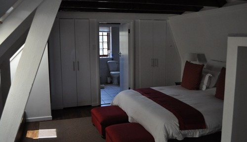 Darling Cotswold Executive Family Room, King or Twin Beds, 2 Sleeper Sofas, Upper Floor, View