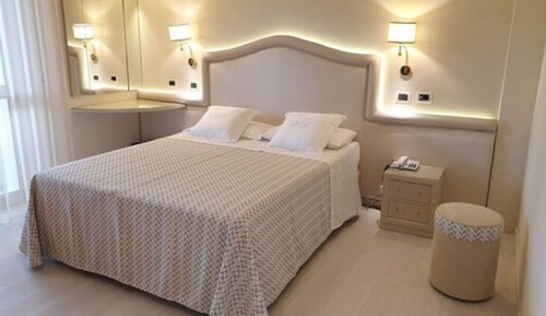 Standard Room, Multiple Beds, Balcony (Twin bed on request)