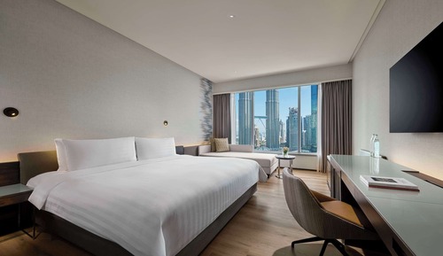 Deluxe Room, 1 King Bed (Twin Towers View)