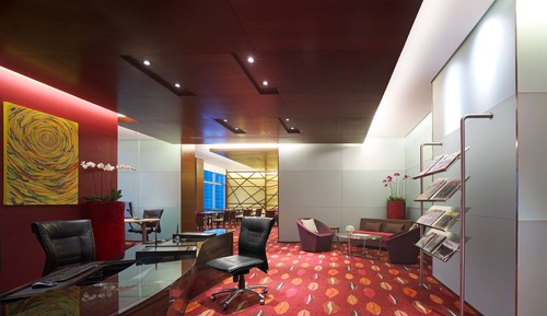Club Room, 1 King Bed (Traders)