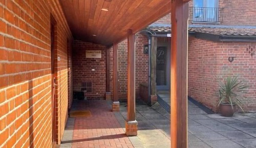 Courtyard Double