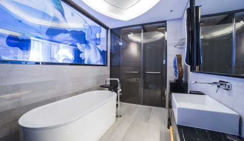 Superior Room, 1 King Bed, Club Lounge Access, City View
