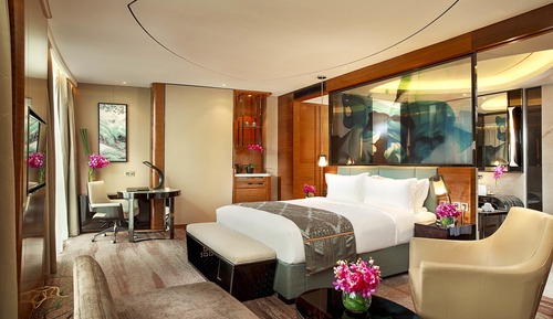 Club Suite, 1 King Bed, Club Lounge Access, City View (Prestige)