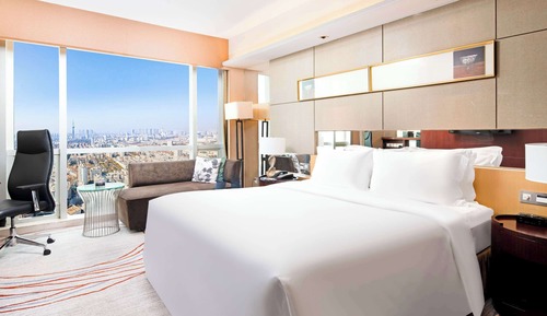 Superior Room, 1 King Bed, City View