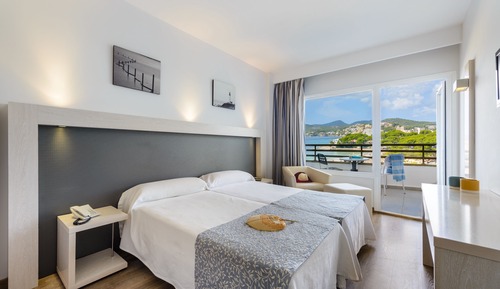 Twin Room, Sea View