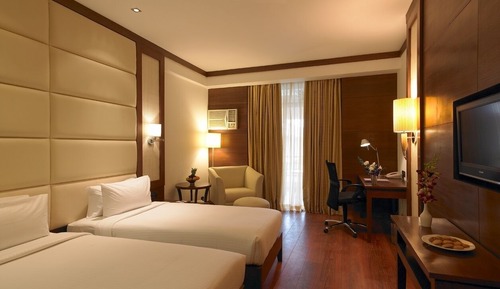 Luxury Twin Room