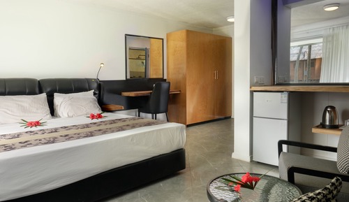 Deluxe Garden View Room