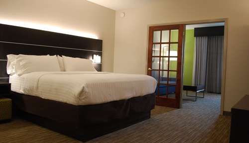 Suite, 1 King Bed