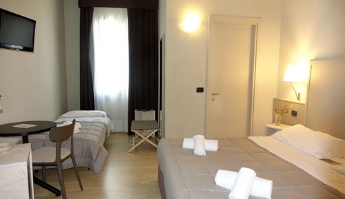 Standard Triple Room, Balcony