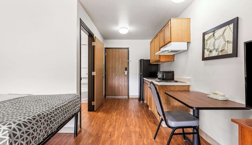 Standard Room, 1 Double Bed, Accessible, Non Smoking (Bathtub)