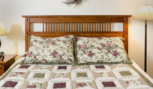 Family Room, 2 Bedrooms, 2 Bathrooms (condominium)