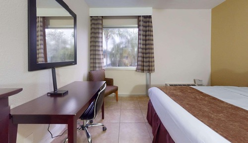 Deluxe Room, 2 Queen Beds, Interior Corridor, No Pets Allowed