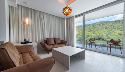 Junior Suite, Hot Tub