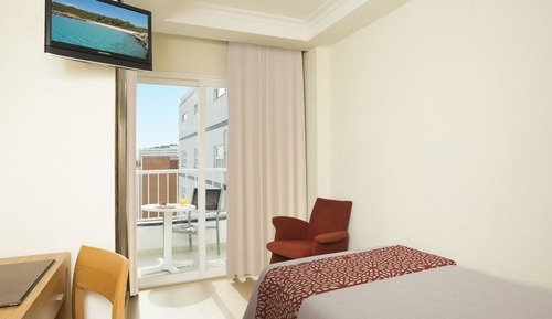 Single Room, Balcony
