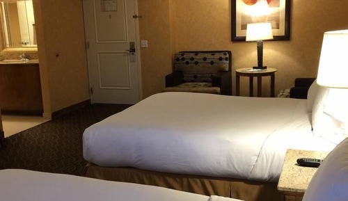 1 Bedroom 2 Queen Suite