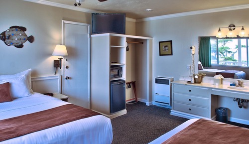 Third Floor Two Queen Beds