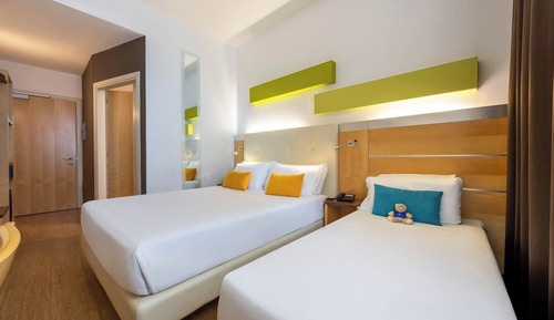 Standard Triple Room, Multiple Beds