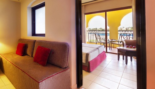 Deluxe Room, Pool View (Family, Queen or Twin Bed, Jaz Samaya)