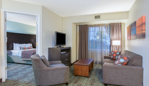 Suite, 2 Bedrooms, Kitchen