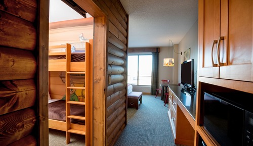 Queen Cabin Suite with Water Park Balcony (Water Park Included)