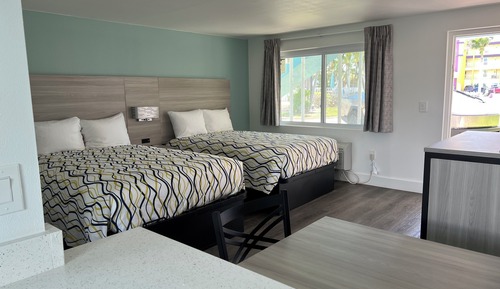 Deluxe Room, Two Double Beds, Kitchenette