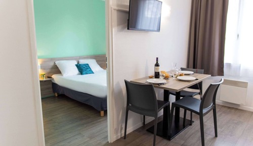 Standard Room, Multiple Beds, Non Smoking