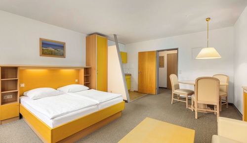 One-Room Apartment, Vitamar Building