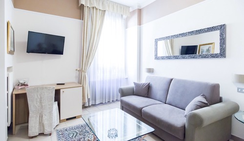 Family Room, Multiple Beds, Non Smoking
