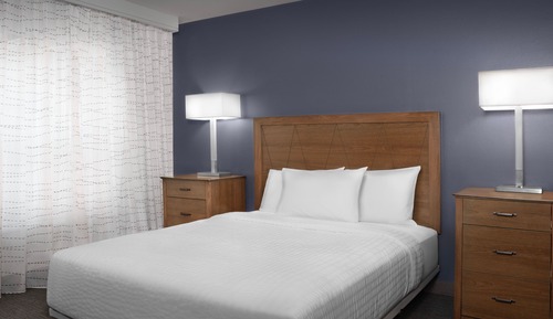 Suite, 1 Bedroom (Mobility/Hearing Accessible, Tub)