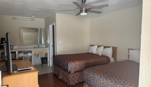 Standard Room, 2 Double Beds