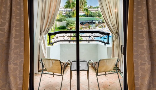 Deluxe Room, 1 King Bed, Balcony, Pool View