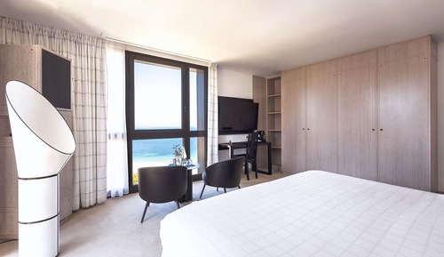 Deluxe Desirade room, sea view
