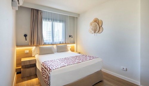 Standard Apartment, Kitchenette (Garden and Pool View)
