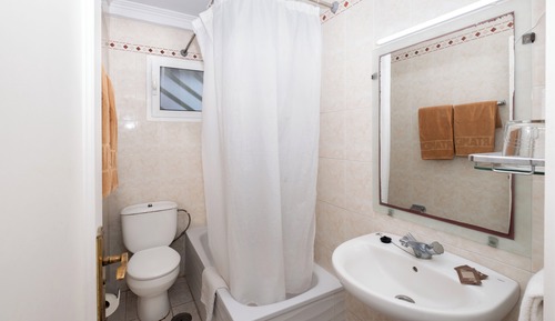 Apartment (2 Adults)