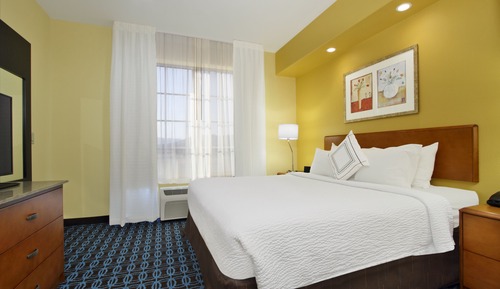 Standard Room, Multiple Beds, Non Smoking (Mobility Accessible, Tub)