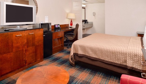 Room, 1 King Bed, Accessible, Non Smoking