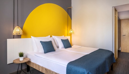 Room for 2+1